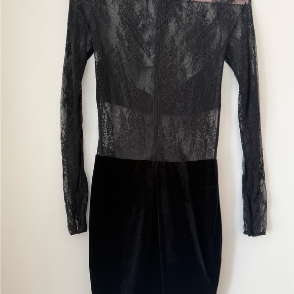 Retrofete Brigett Velvet Lace Dress - Picture 3 of 8